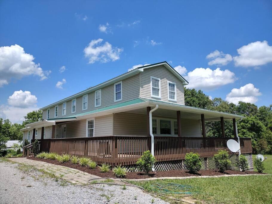Backwoods Family Getaway! 3 Bedroom House! Yanceyville Экстерьер фото